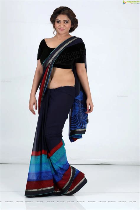 Pin By Naveen Kumar On P Low Waist Saree Saree Saree Navel