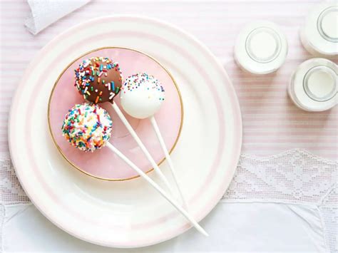 Can You Use White Chocolate Chips For Cake Pops Cakere