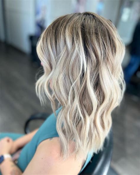 Blonde Root Melt Ideas That Will Make You Dye Your Hair