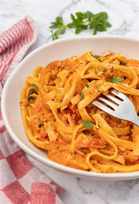 Easy Creamy Chorizo Pasta Scrummy Lane