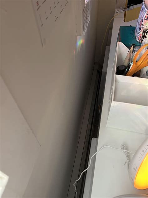 Advice on desk -> wall gap solution? : r/howto