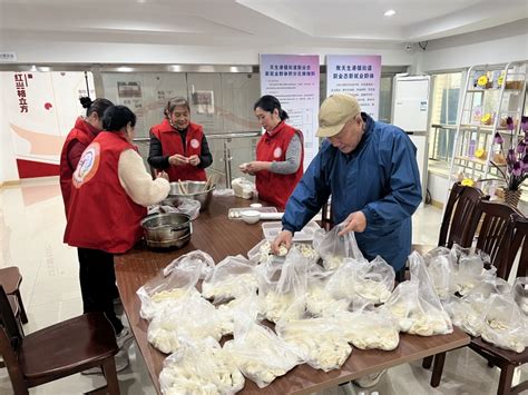 文明实践温暖秋冬丨南通市崇川区天生港镇街道：情暖迎冬至 饺子送温暖中国江苏网