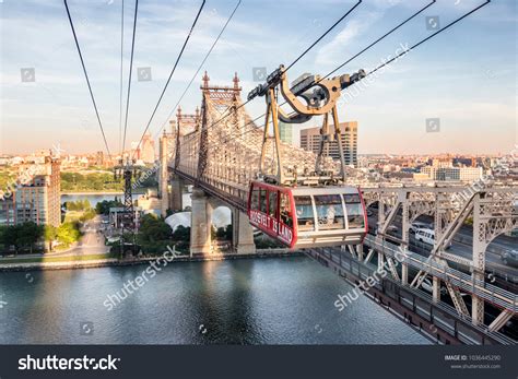 838 Roosevelt island tram Images, Stock Photos & Vectors | Shutterstock