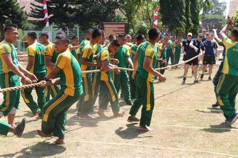 Meriahkan HUT Ke 73 RI Yonif Mekanis Raider 411 Kostrad Ajak Tentara