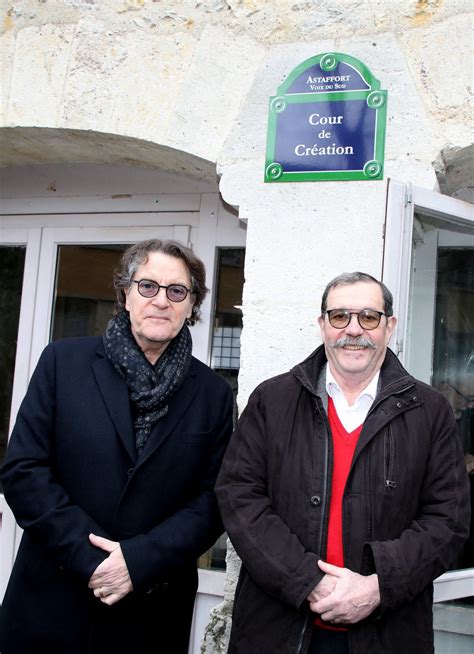 Photo Alain Aspect et Françis Cabrel Alain Aspect Prix Nobel de