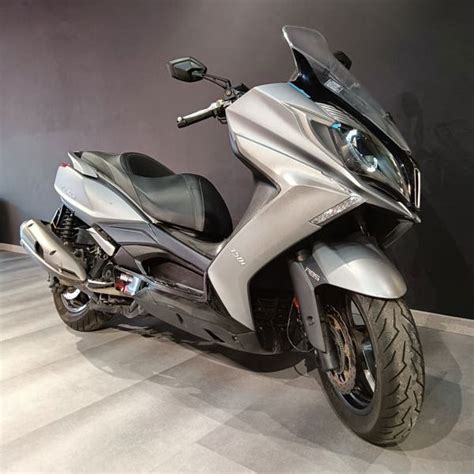 Kymco Downtown 350i ABS Usato Yamaha Motor Europe N V Filiale Italia