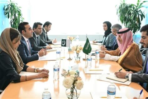 Bilawal Discusses Bilateral Relations With Saudi UAE Sri Lankan FM