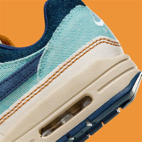 The Nike Air Max Is Adorned With Panels In The Attractive Shades Of