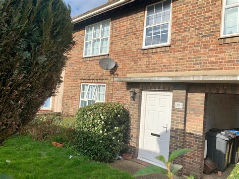 3 bed property for sale in Whatley Avenue, Raynes Park SW20 - Zoopla