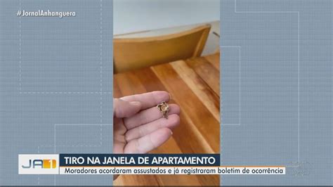 Tiro atinge janela de apartamento no 34º andar em Goiânia veja vídeo