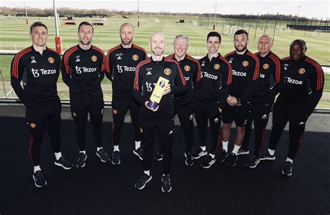 Erik ten Hag and his Coaching staff with the Premier League Manager of ...