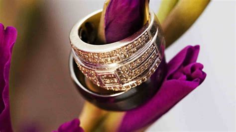 Top 6 Advantages of Wooden Wedding Bands