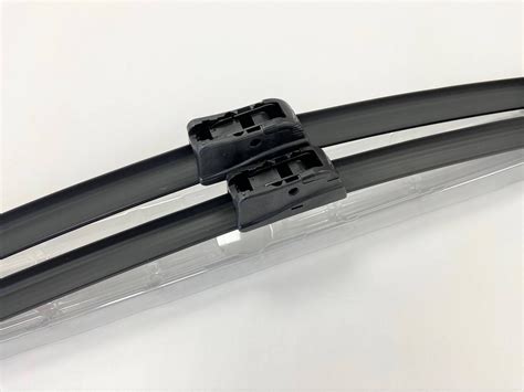 Vauxhall Insignia B Front Windscreen Wiper Blades Set Rh