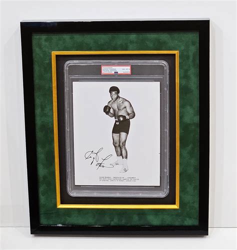 GEORGE FOREMAN SIGNED PUBLICITY PHOTOGRAPH – Zazoo Fine Art Gallery