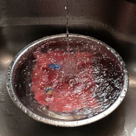 How to Handle Fish - Thawing Fish | Fresh Seas Market