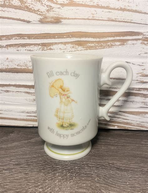 Vintage 1975 Holly Hobbie Fill Each Day With Happy Moments Ceramic Mug