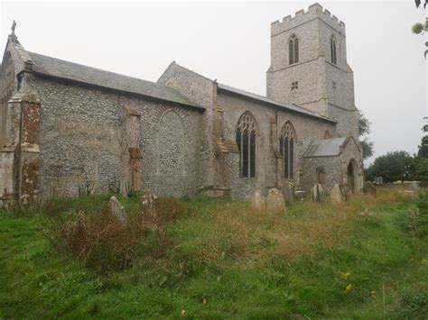 Church Seen From Corner Of Churchyard David Pashley Cc By Sa 2 0