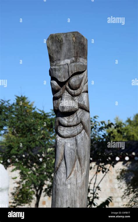 It S A Photo Of A Wood Statue Of A Face Or Head In South Korea In A