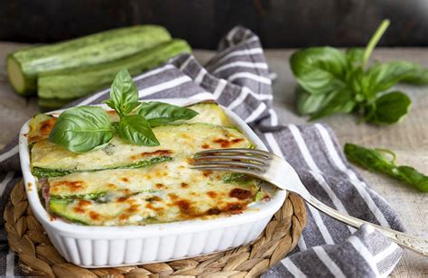 Parmigiana Bianca Con Asiago DOP Fresco E Stravecchio Latterie