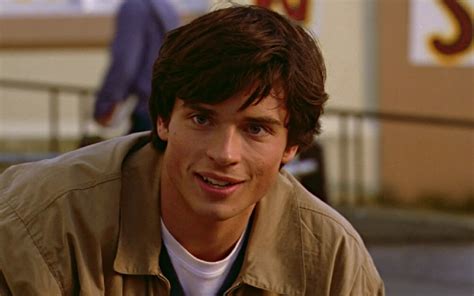 clark kent de smallville trabalha em desenho  superman  atores da