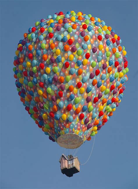 Picture of the Day: The ‘Up’ Hot Air Balloon » TwistedSifter