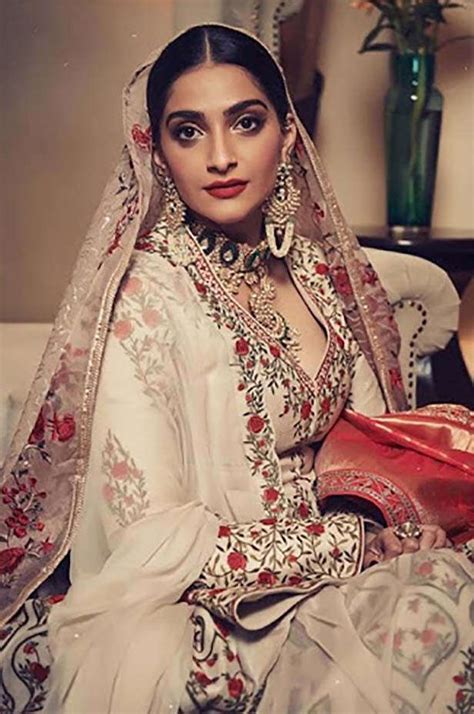 Heres The Truth You Need To Know About Sonam Kapoor Ahujas Pregnancy