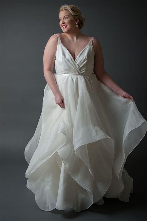 Plus Size Wedding Dresses In Plus Size Wedding Minimalist