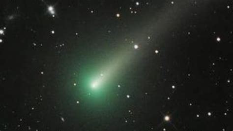 Breathtaking Visuals Of Green Comet At Its Closest To Earth