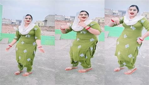 Sapna Choudhary Song Haryanvi Bhabhi Dance On Roof Wearing Red Lipstick