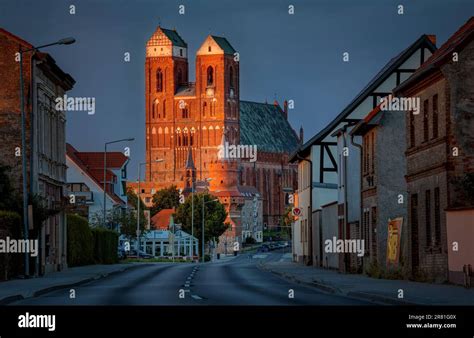 Brick gothic church Fotos und Bildmaterial in hoher Auflösung Alamy