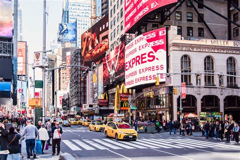 times-square-new-york - KEEPING IT FABULOUS