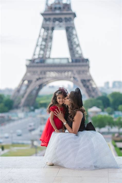 Parisian Chic Mother Daughter Eiffel Tower Photoshoot Inspiration