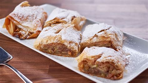 Strudel De Manzana Mary Berg Receta Canal Cocina