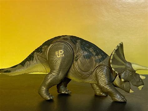 Mavin Hasbro Jurassic Park The Lost World Triceratops Action