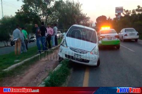 Hoy Tamaulipas Le Truena Llanta Y Provoca Choque En Ciudad Victoria