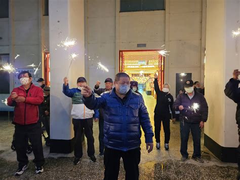 桃園榮家仙女煙花 樂新春 長輩璀璨過好年 國軍退除役官兵輔導委員會 桃園榮譽國民之家