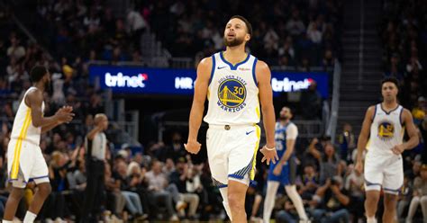 Stephen Curry Too Much As Golden State Warriors Down Orlando Magic