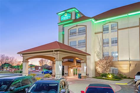 La Quinta Inn & Suites by Wyndham Oklahoma City - Moore | Moore, OK Hotels