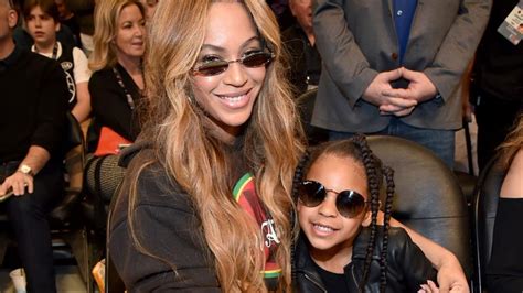 Beyoncé Proves Blue Ivy Is Her Total Mini Me With Adorable Side By Side