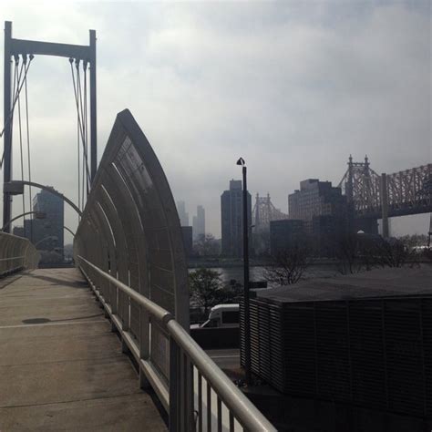 63rd Street Pedestrian Bridge - Bridge in New York