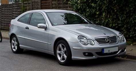 File:Mercedes-Benz C 180 Kompressor Sportcoupé (CL 203, Facelift ...