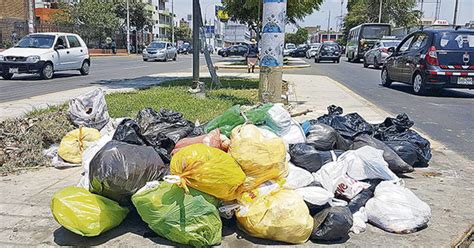 Arequipa Aplicarán Multas Por Arrojar Basura En Calles De Cerro Colorado Lrsd Sociedad La