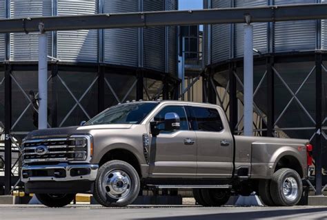 Ford Unwraps Monstrous New F Series Super Duty The Citizen