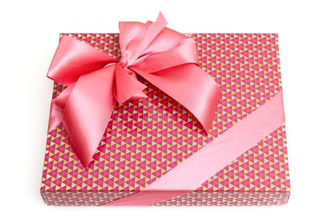 Roze Cadeaudoos Ge Soleerd Op Witte Achtergrond Stock Foto Image Of