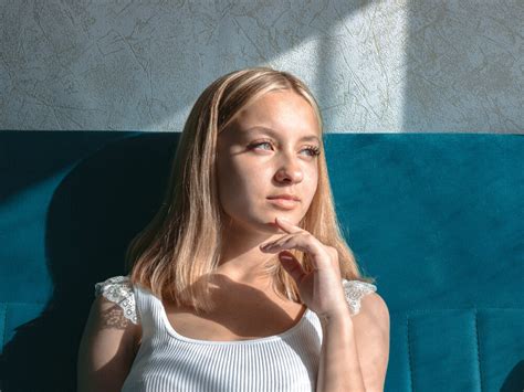 DollyBuoy Cam Model Free Live Sex Show Chat Stripchat