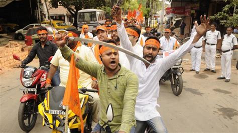 Tmc In A Fix Over Rise Of Bjps Aggressive Hindutva In Bengal Kolkata