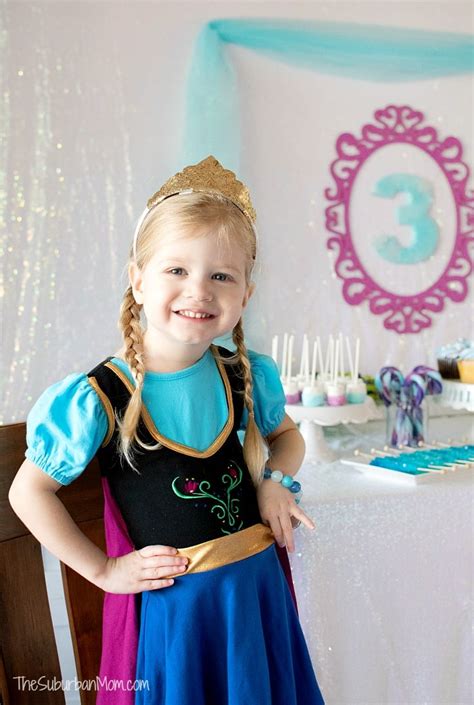 Beautiful Frozen Birthday Party Ideas Thesuburbanmom