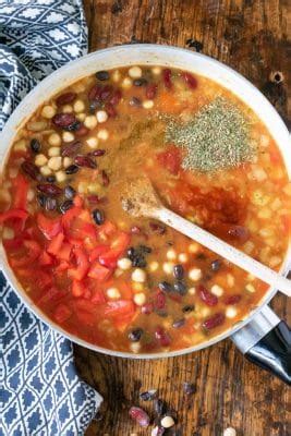 Easy Mexican Bean Soup - Veggie Desserts