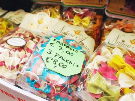 イタリアお土産おすすめ14選！よろこばれるお菓子から雑貨まで紹介 トラベルマガジン