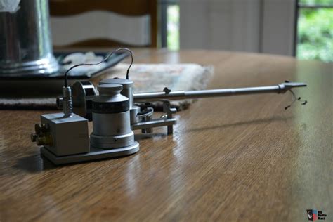 Vpi Industries Jmw Memorial Tonearm With Vta Tower Photo